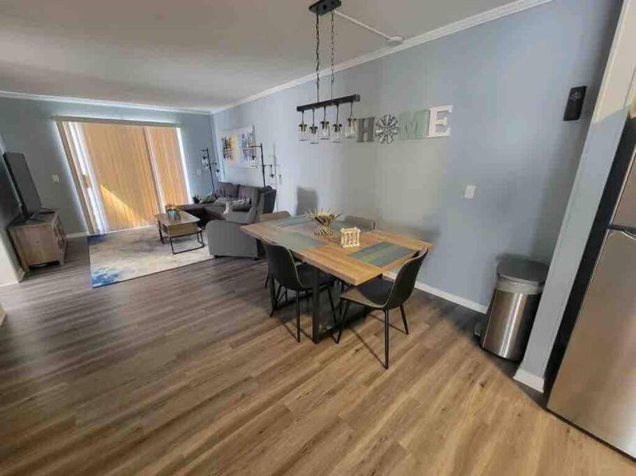 2022 Renovated 2-Bdrm Cozy, Lovely Condo W/Parking! Hilton Head Island Zewnętrze zdjęcie