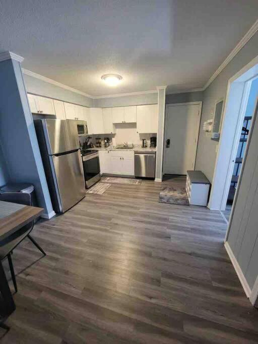2022 Renovated 2-Bdrm Cozy, Lovely Condo W/Parking! Hilton Head Island Zewnętrze zdjęcie