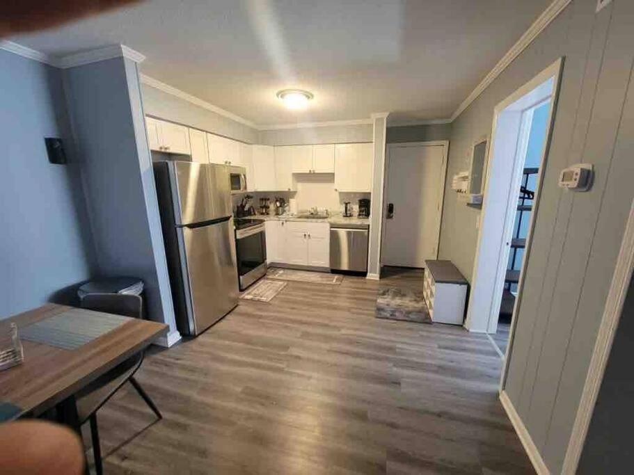 2022 Renovated 2-Bdrm Cozy, Lovely Condo W/Parking! Hilton Head Island Zewnętrze zdjęcie