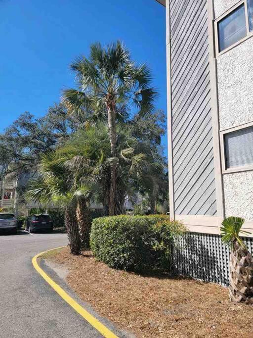 2022 Renovated 2-Bdrm Cozy, Lovely Condo W/Parking! Hilton Head Island Zewnętrze zdjęcie